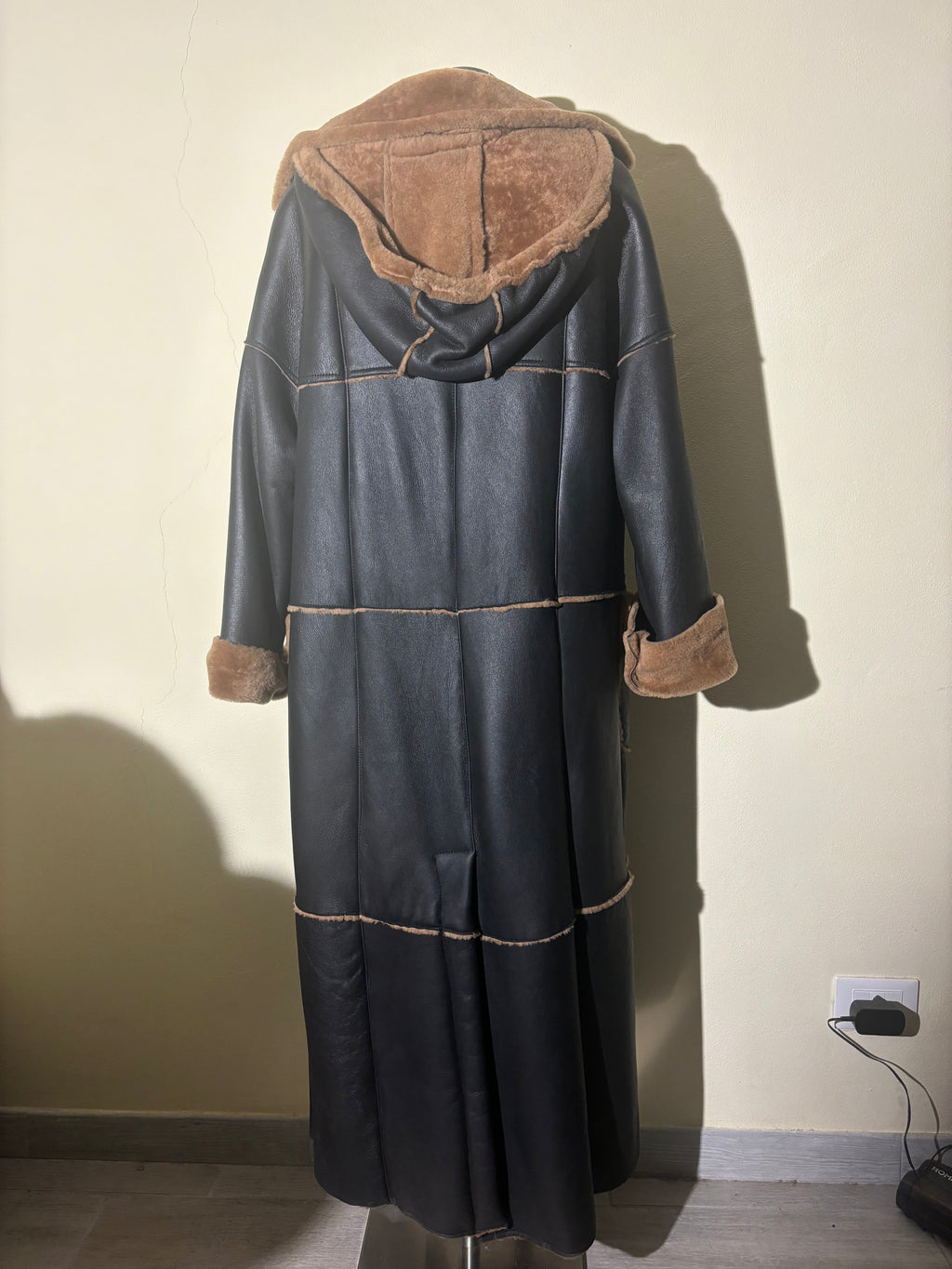 SHEARLING CON CAPPUCCIO