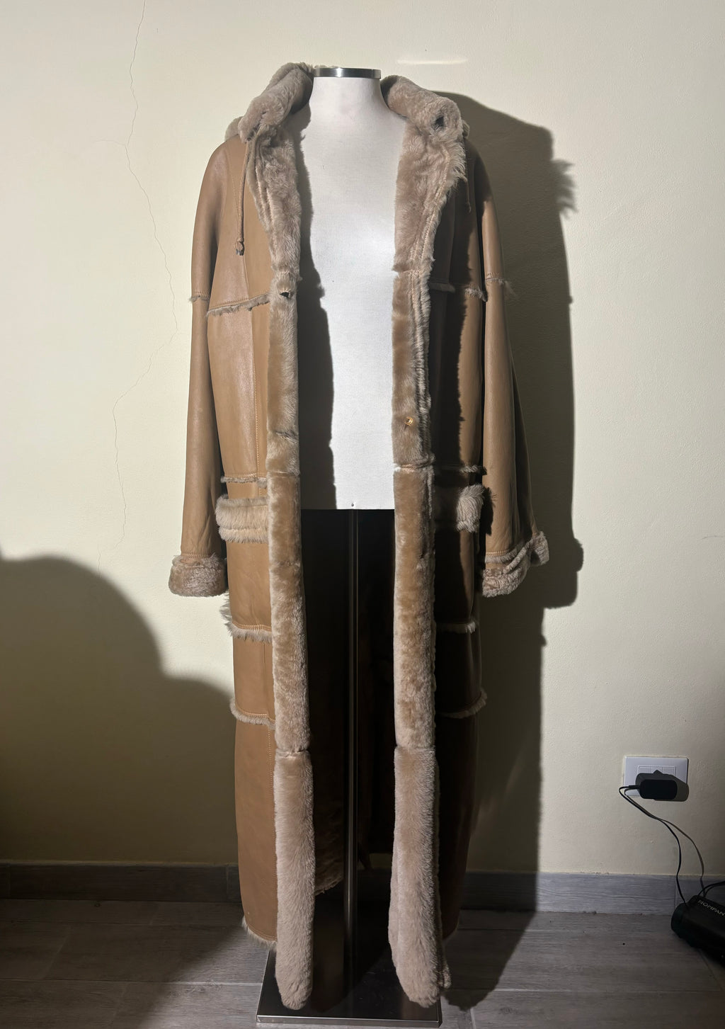 SHEARLING CON CAPPUCCIO