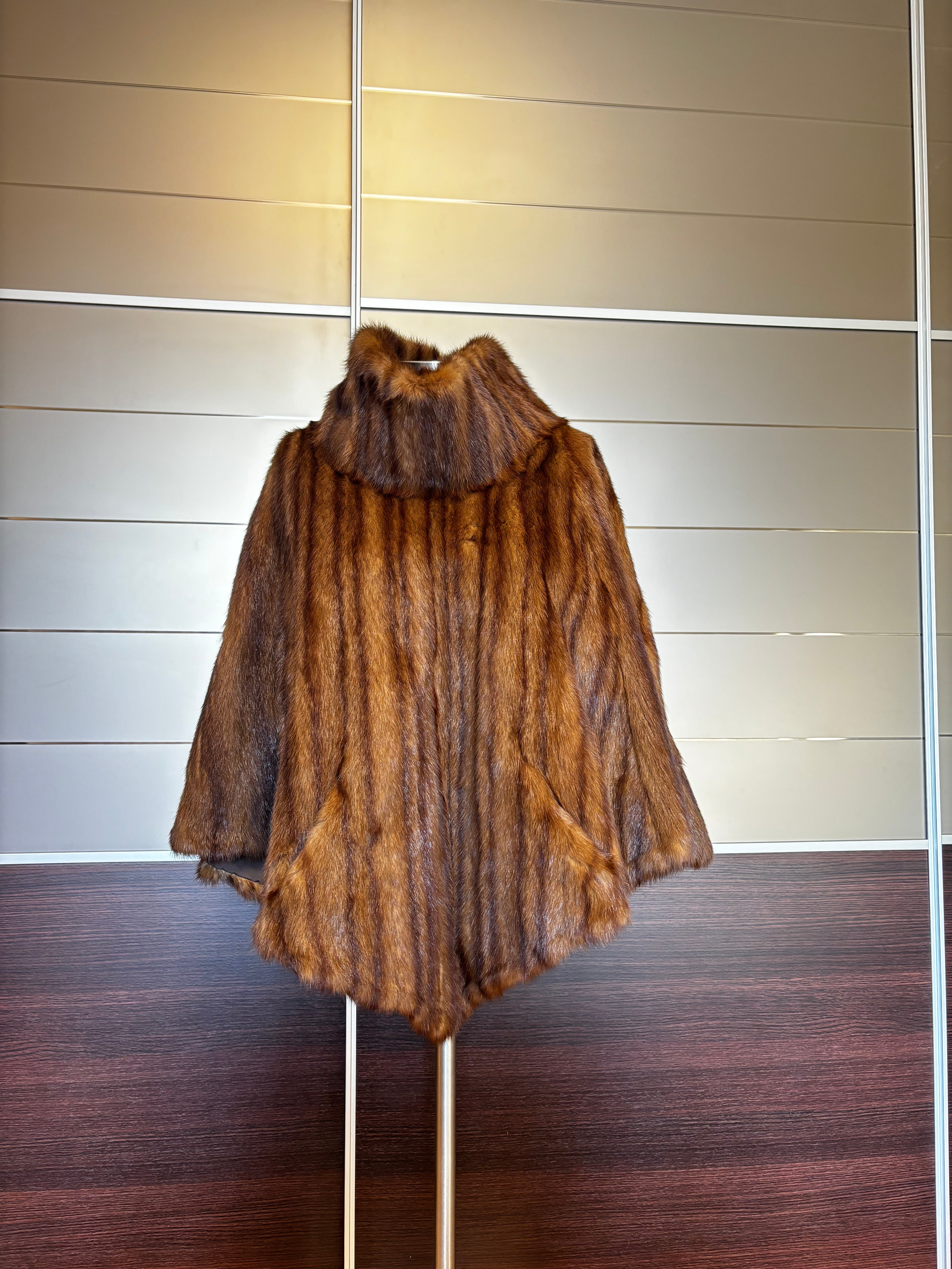 PONCHO DI VISONE