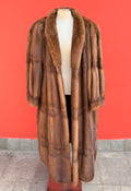 Cappotto di visone a pelle intera