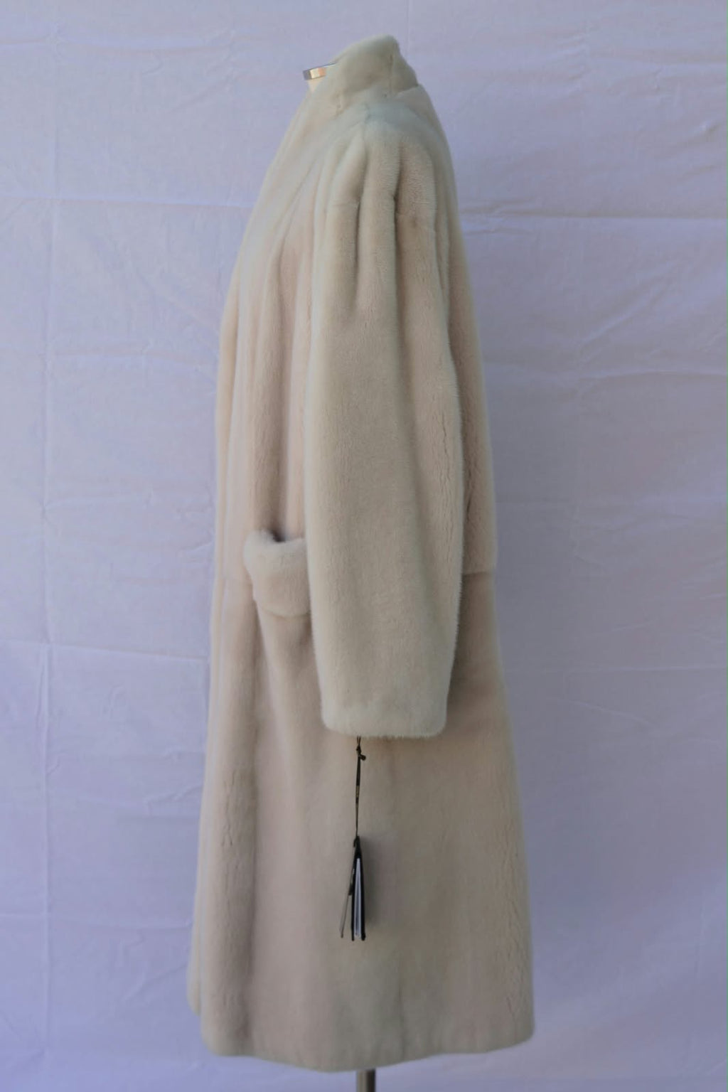 Visone nuovo Braschi