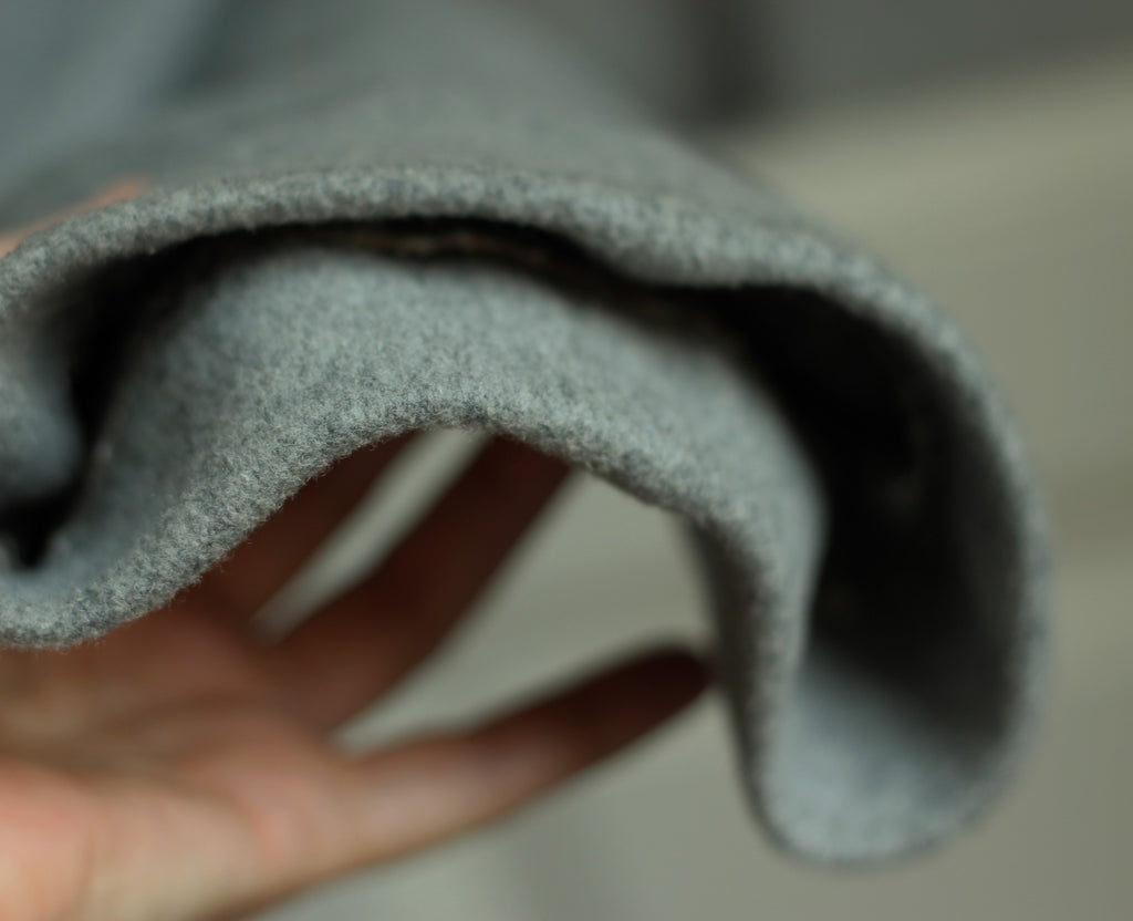 Cappotto di pura lana vergine con bordo di petit gris Gianfranco Ferrè